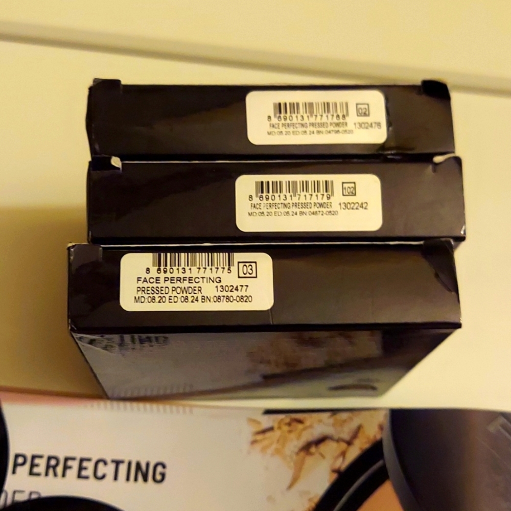 Face Perfecting Powder